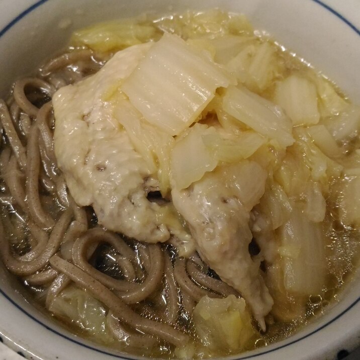 手羽先と白菜の蕎麦